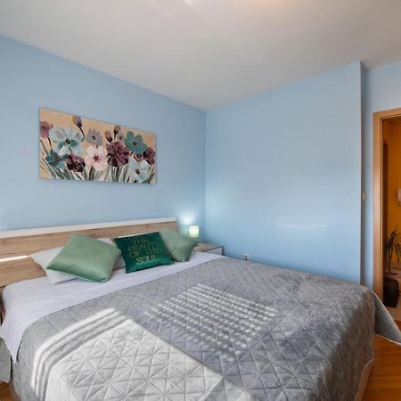 Apartman Silvija Ösek Dış mekan fotoğraf